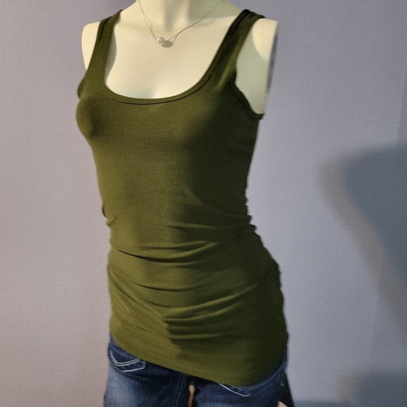 No Boundaries Mossy Green Razor Back Tank - Picture 2 of 4